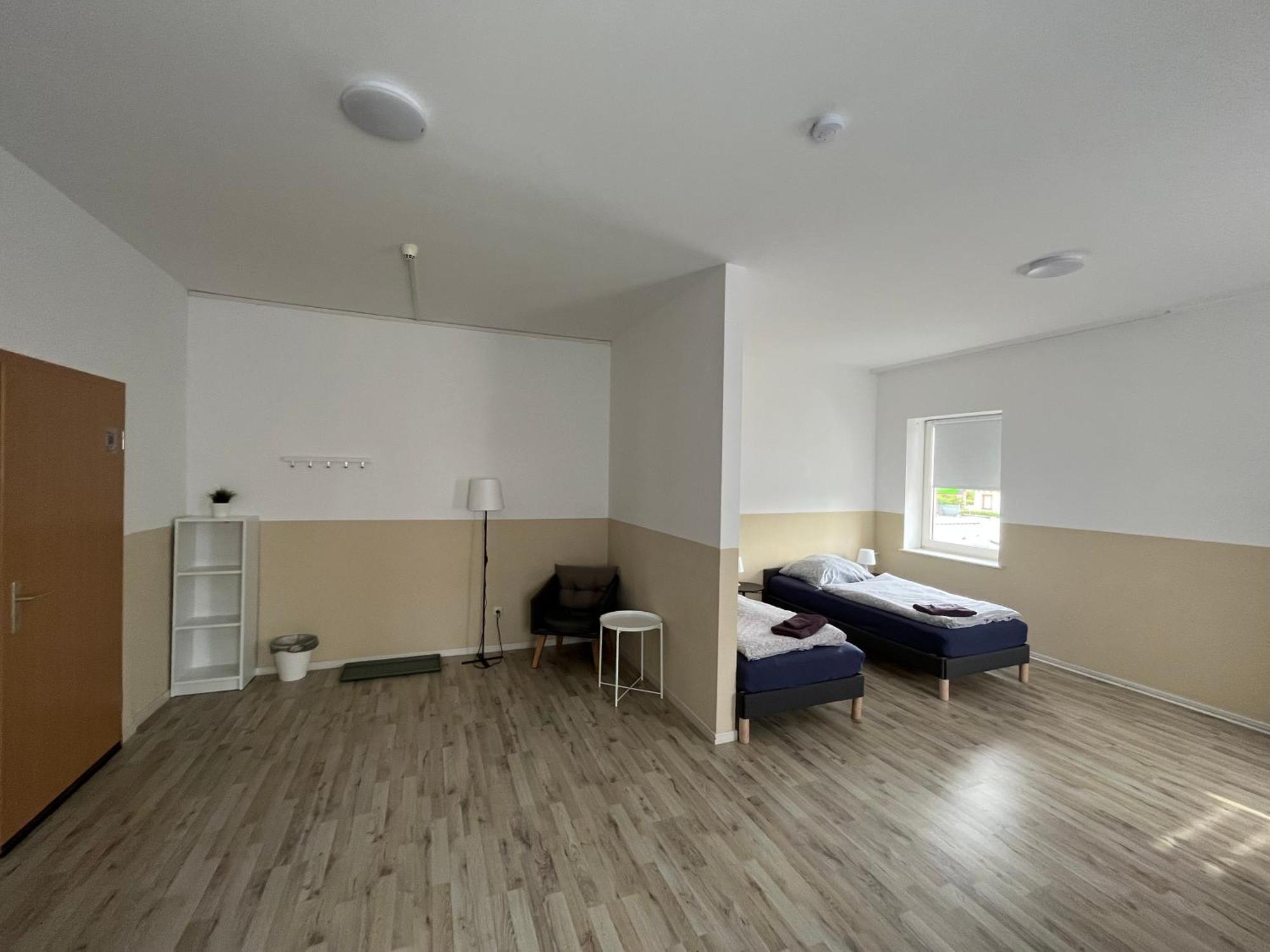 Doppelzimmer Mit Bad- Fernseher Meine Kültér fotó