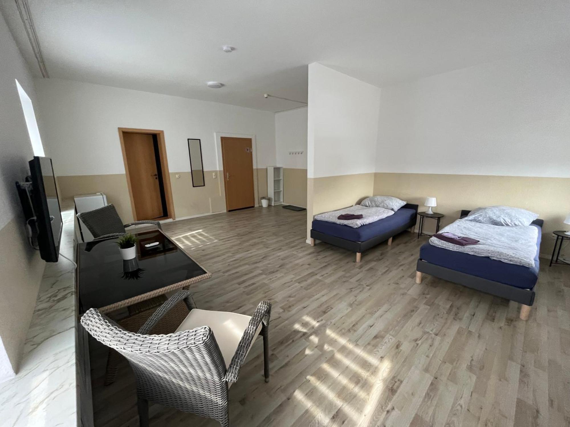 Doppelzimmer Mit Bad- Fernseher Meine Kültér fotó
